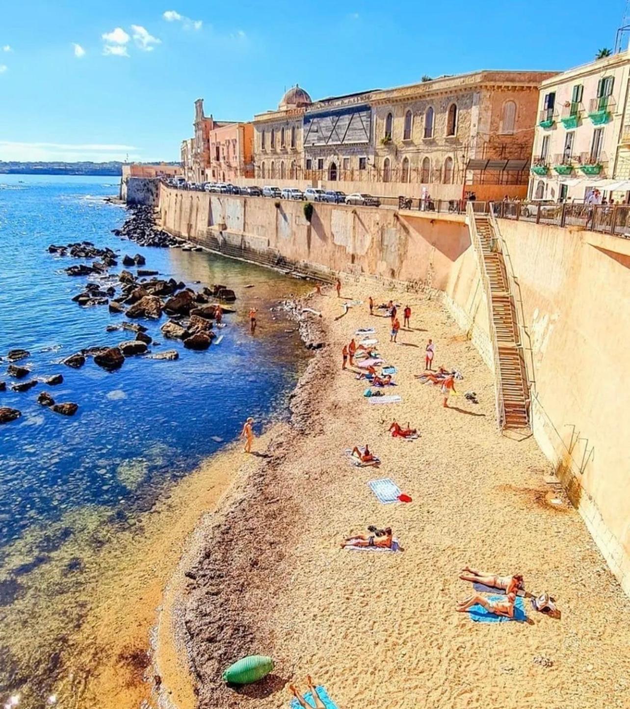 La Perla Sul Cortile Lägenhet Syrakusa Exteriör bild